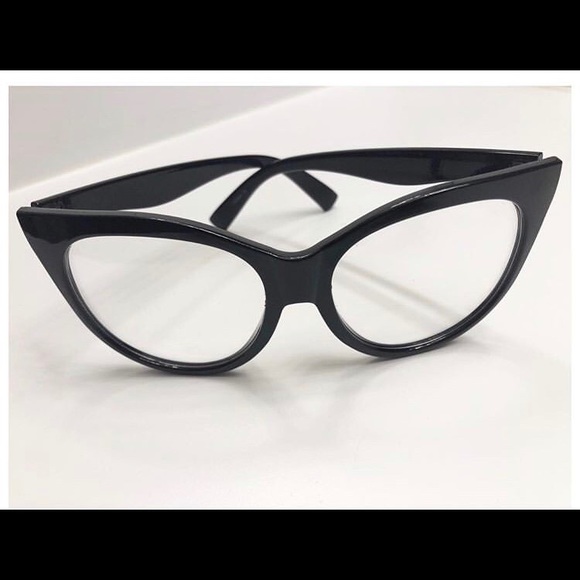 Black Classic Large Frames - Picture 2 of 4